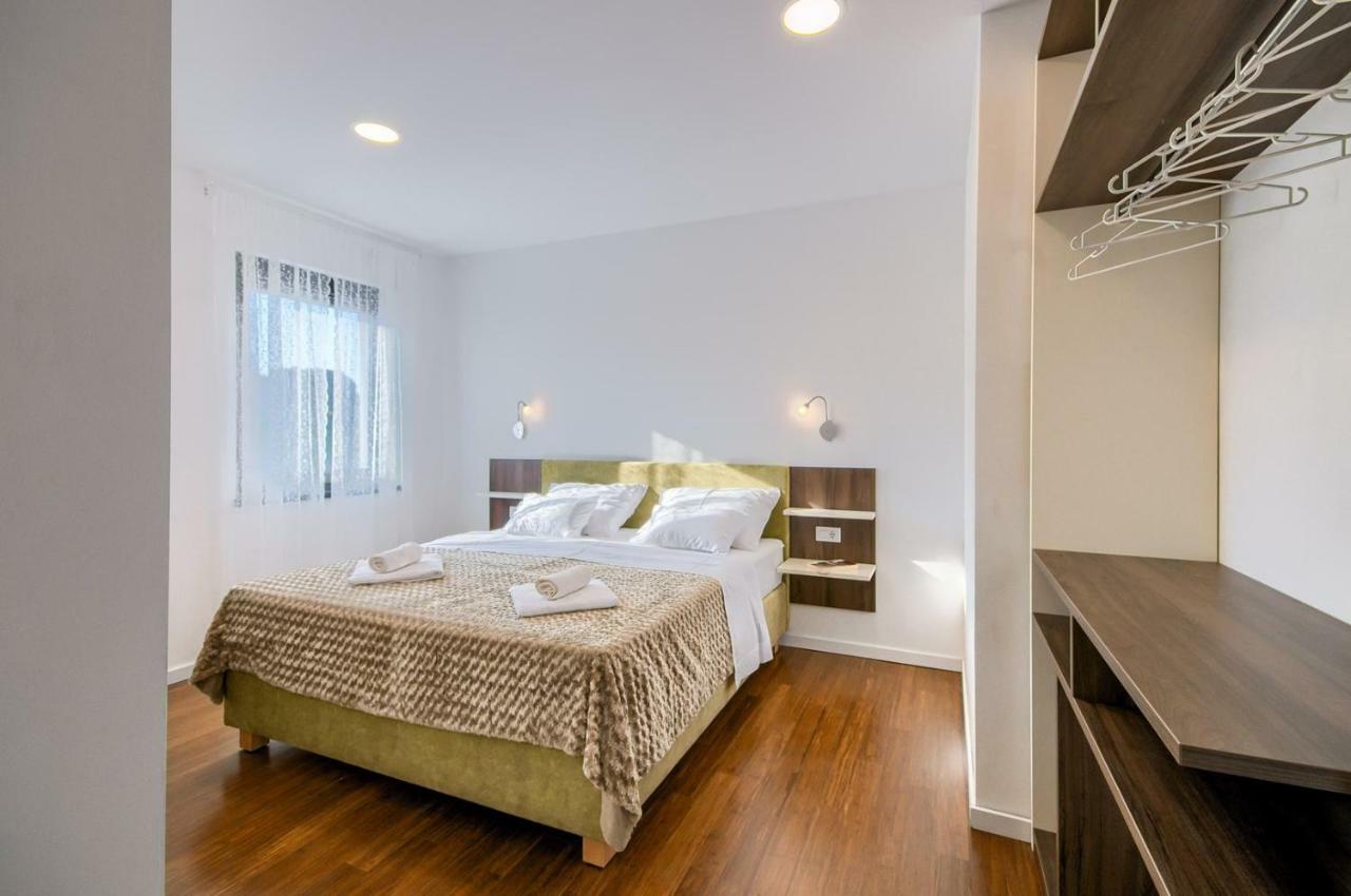 Rooms K&T Sea Side Luxury Πούλα Εξωτερικό φωτογραφία