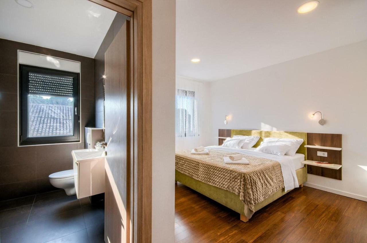 Rooms K&T Sea Side Luxury Πούλα Εξωτερικό φωτογραφία